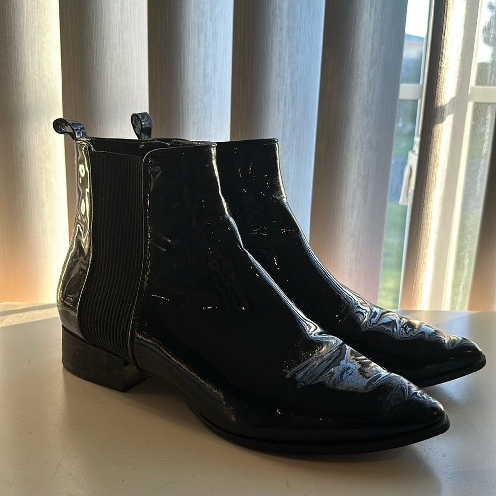 DKNY Leather Black Booties - Size 7.5